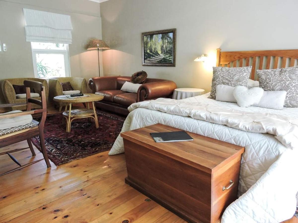 オーツホーン Adley House Bed & Breakfast エクステリア 写真