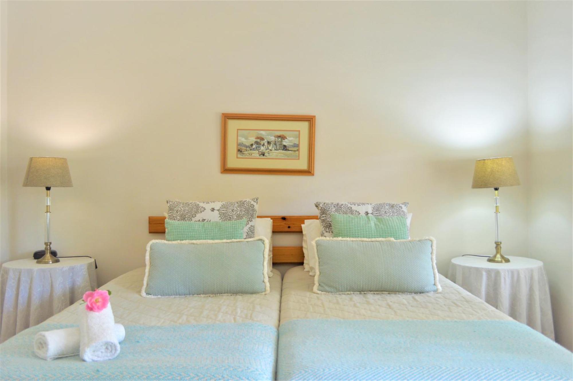 オーツホーン Adley House Bed & Breakfast エクステリア 写真