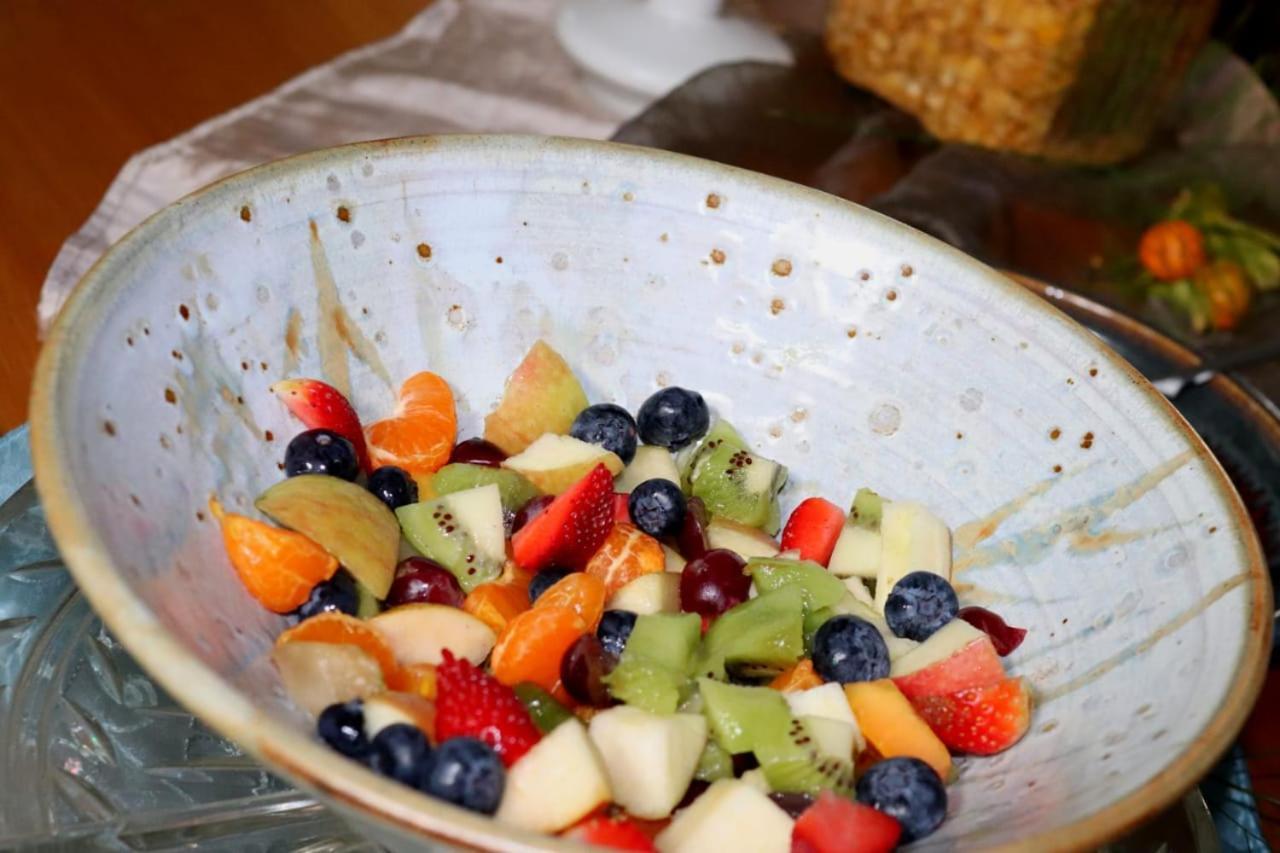 オーツホーン Adley House Bed & Breakfast エクステリア 写真