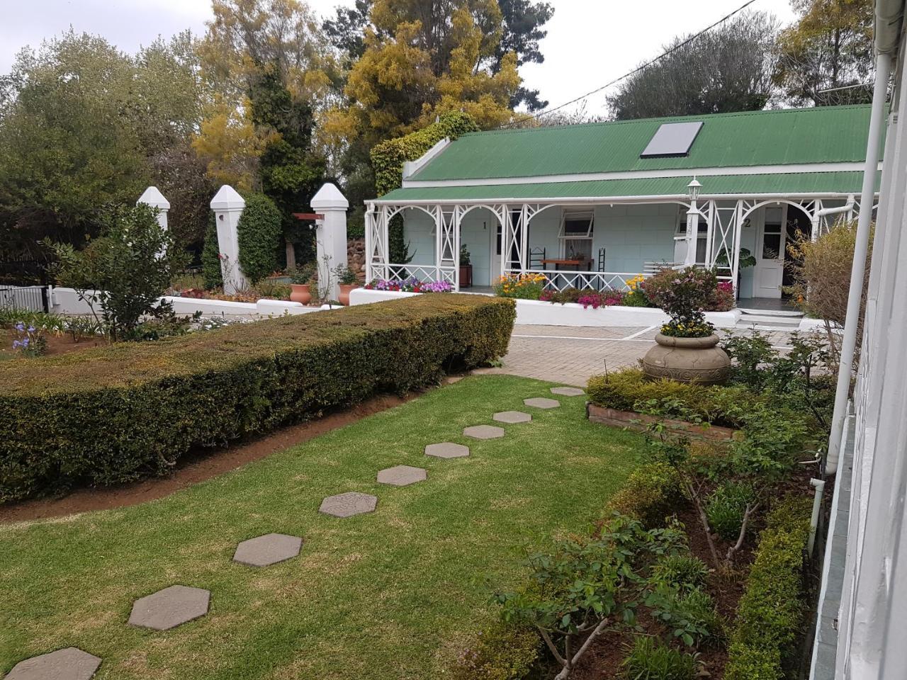 オーツホーン Adley House Bed & Breakfast エクステリア 写真