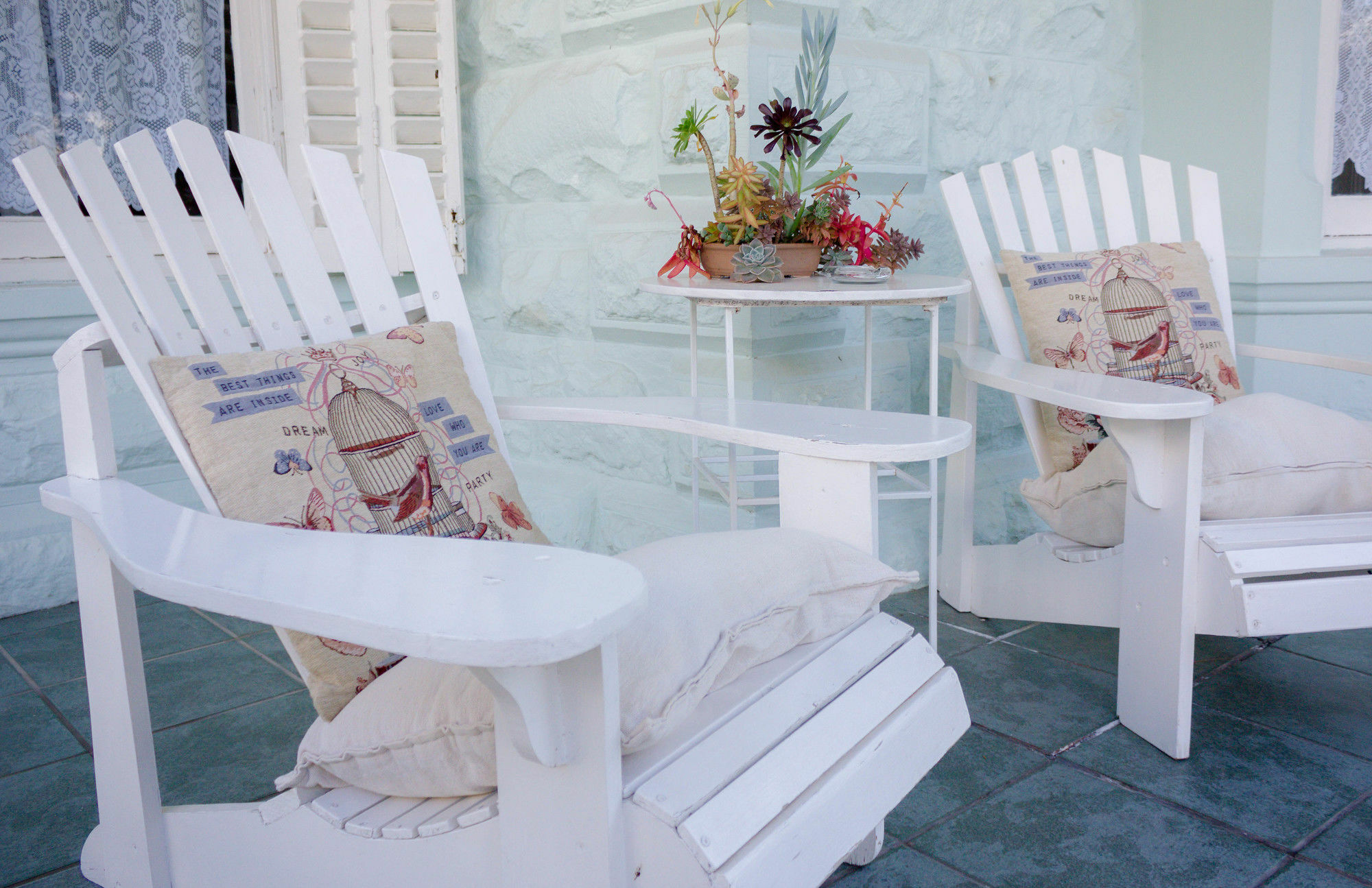 オーツホーン Adley House Bed & Breakfast エクステリア 写真